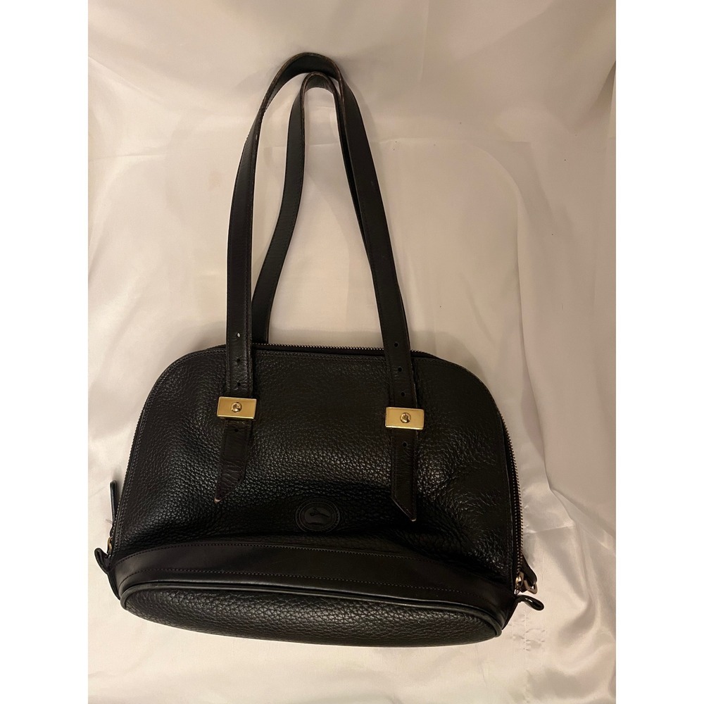 Dooney &Bourke Vintage 1990s Black Pebbled Grain Leather Shoulder Bag